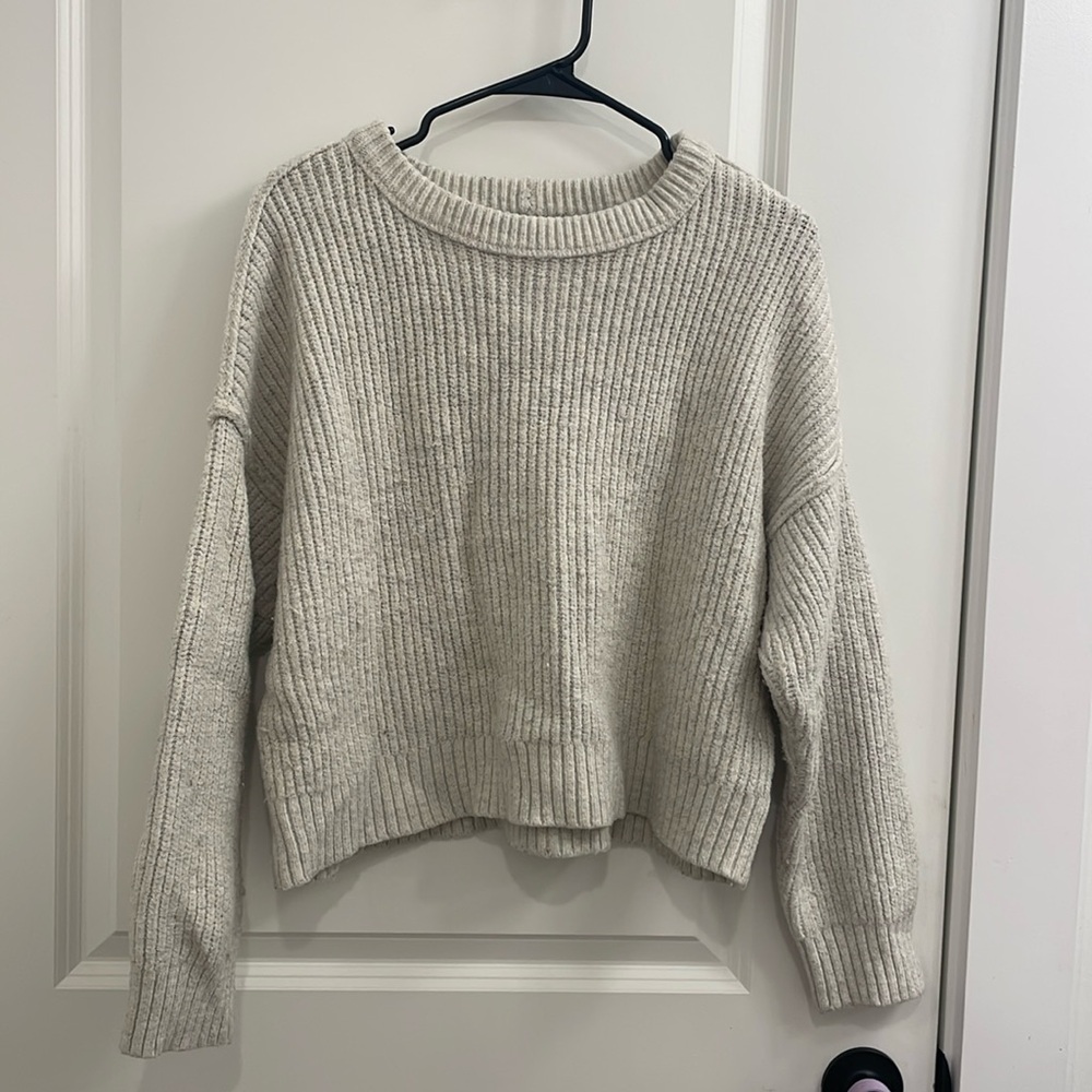 Cream American Eagle sweater.